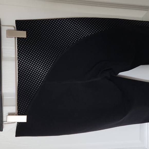 Spanx Black Asymmetrical Reflective Leggings NWT $128 Sz L Large - Picture 4 of 6